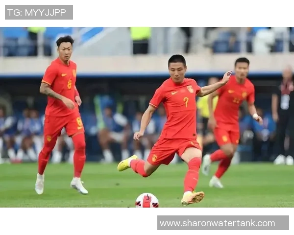 南京足球队荣登全国足球团队协作排行榜第4名展现团队实力与风采